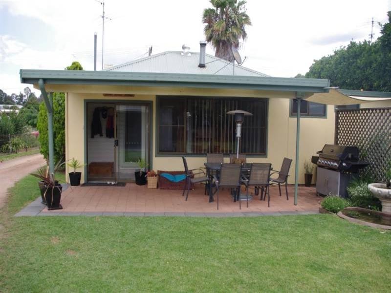 69 Rose Street, Inverell NSW 2360