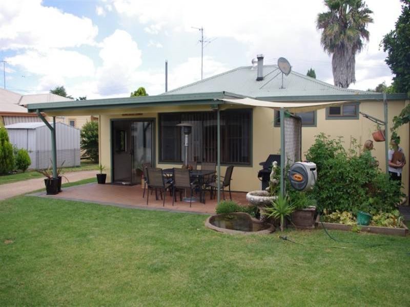 69 Rose Street, Inverell NSW 2360