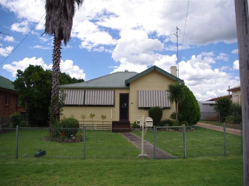 69 Rose Street, Inverell NSW 2360