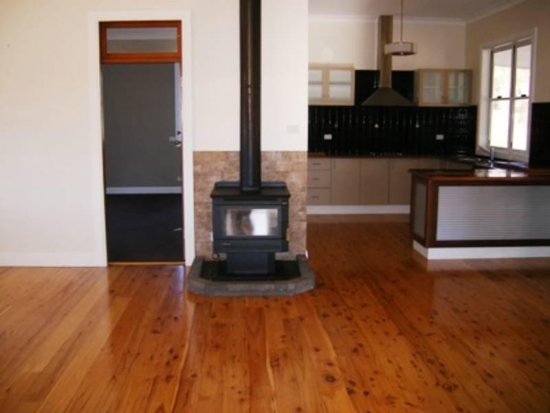 368 Old Stannifer Road, Gilgai NSW 2360