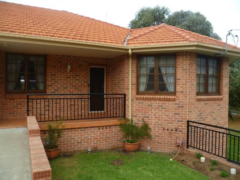 1a Brae Street, Inverell NSW 2360