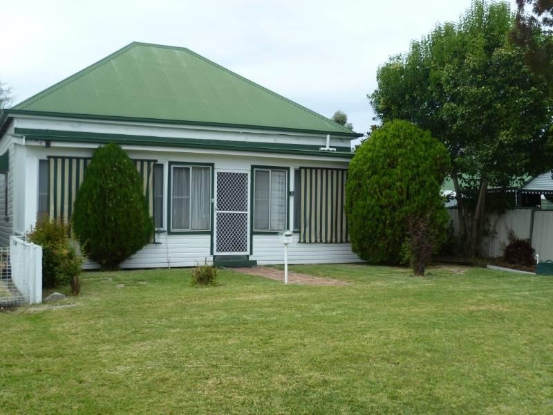 9 Chester Street, Inverell NSW 2360