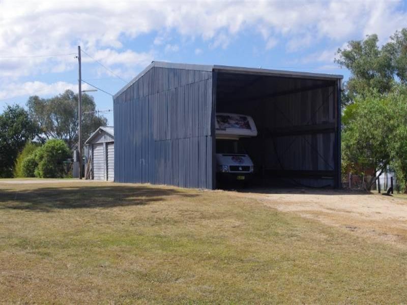17 Delvyn Drive, Inverell NSW 2360