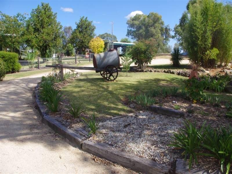 17 Delvyn Drive, Inverell NSW 2360