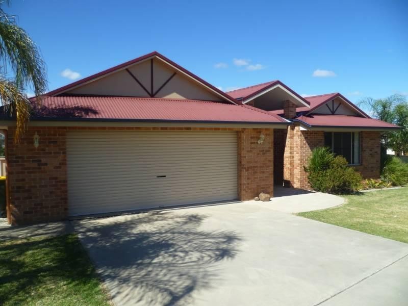 4 Coolibah Drive, Inverell NSW 2360