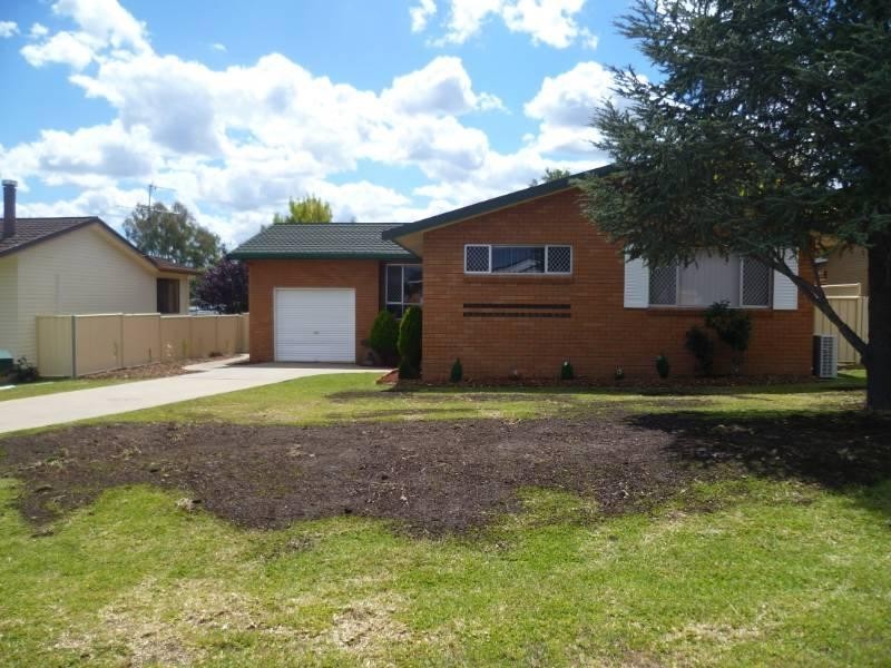 10 Sapphire Street, Inverell NSW 2360