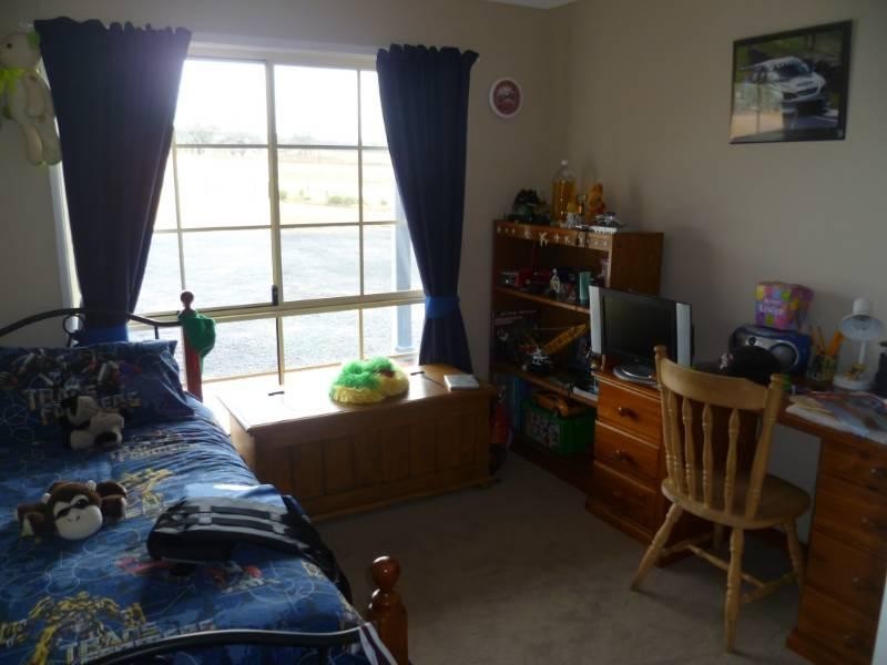 15 Corella Court, Inverell NSW 2360