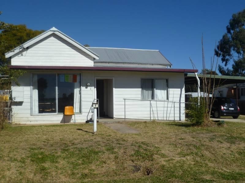 4 Wallangra Street, Delungra NSW 2403