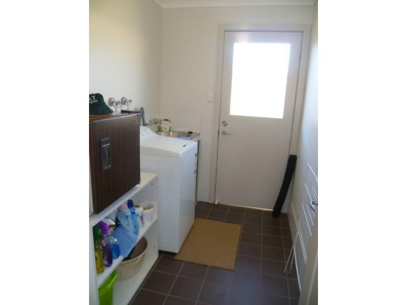 23a Kingfisher Drive, Inverell NSW 2360