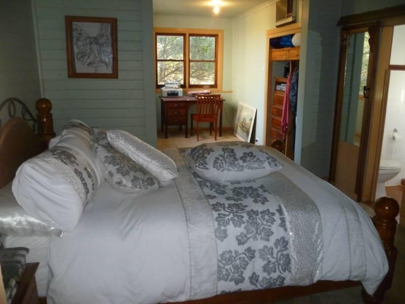 47 Old Stannifer Road, Gilgai NSW 2360