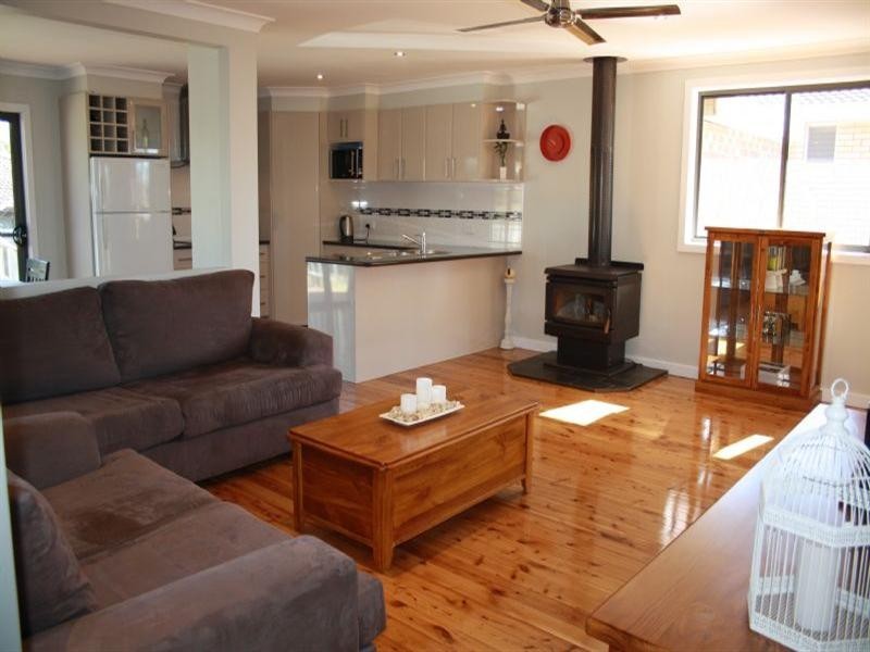 18 Vernon Street, Inverell NSW 2360