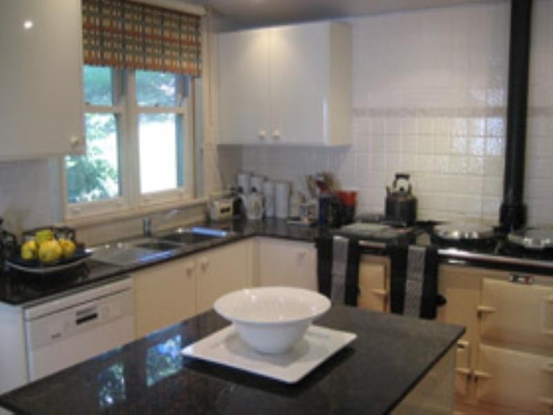 4 McGraths Road, Burrawang NSW 2577