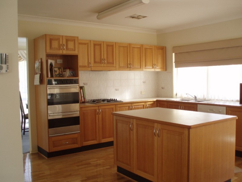 18 Ranelagh Road, Burradoo NSW 2576