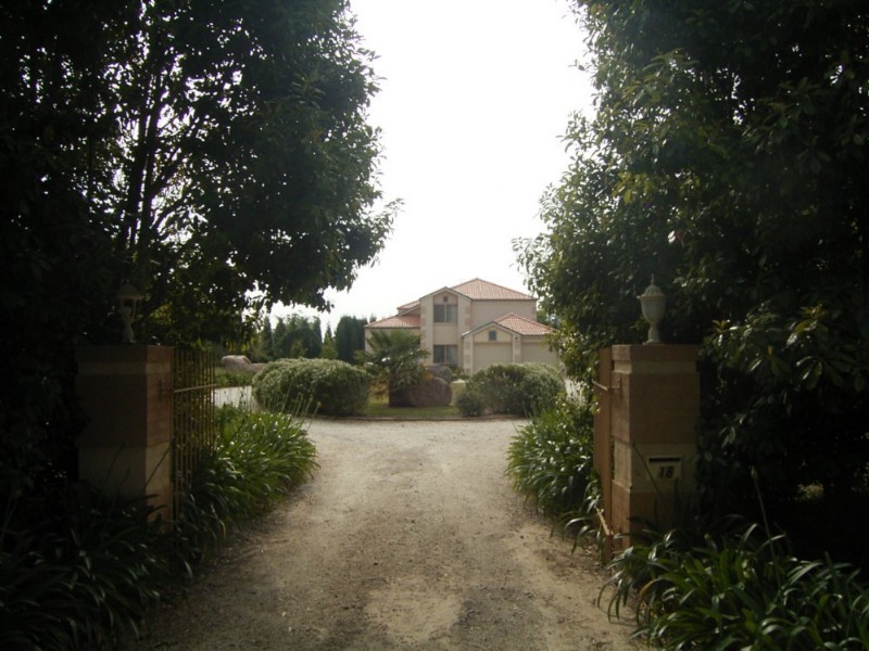 18 Ranelagh Road, Burradoo NSW 2576