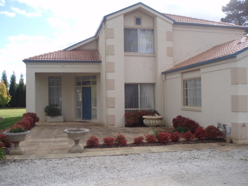 18 Ranelagh Road, Burradoo NSW 2576