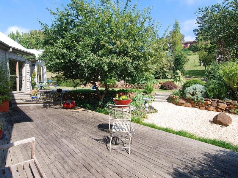 10 Parry Drive, Bowral NSW 2576