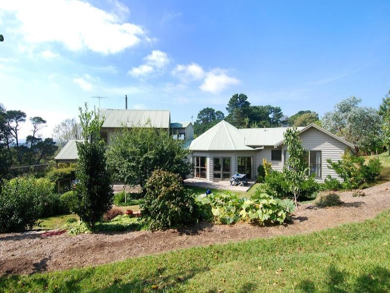 10 Parry Drive, Bowral NSW 2576
