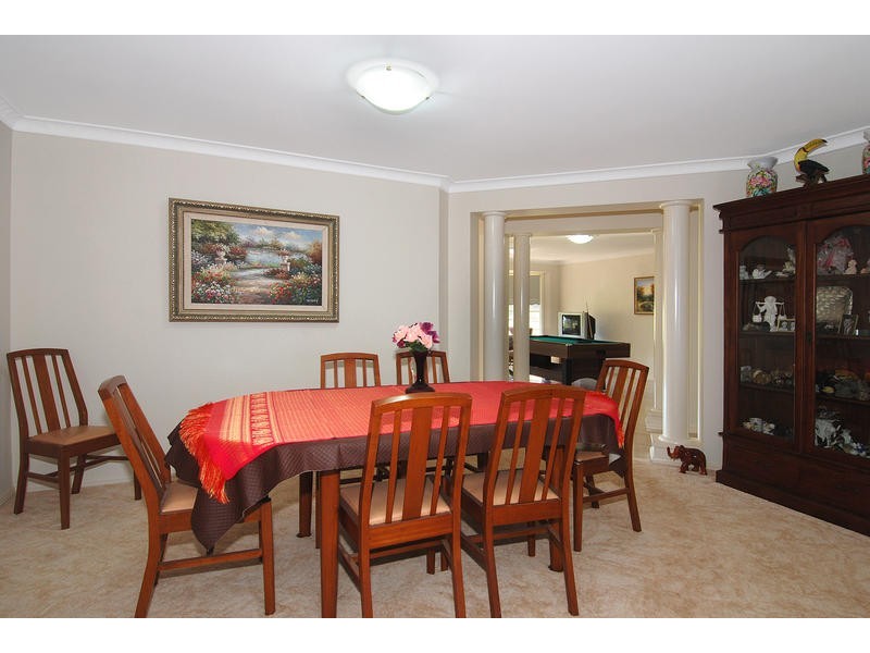 8 Barrengarry Street, Robertson NSW 2577