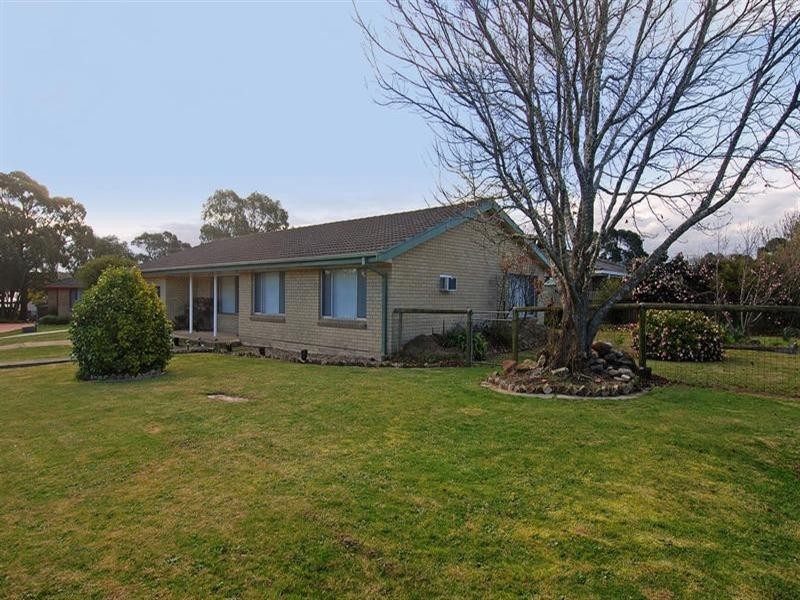 20 Campbell Crescent, Moss Vale NSW 2577