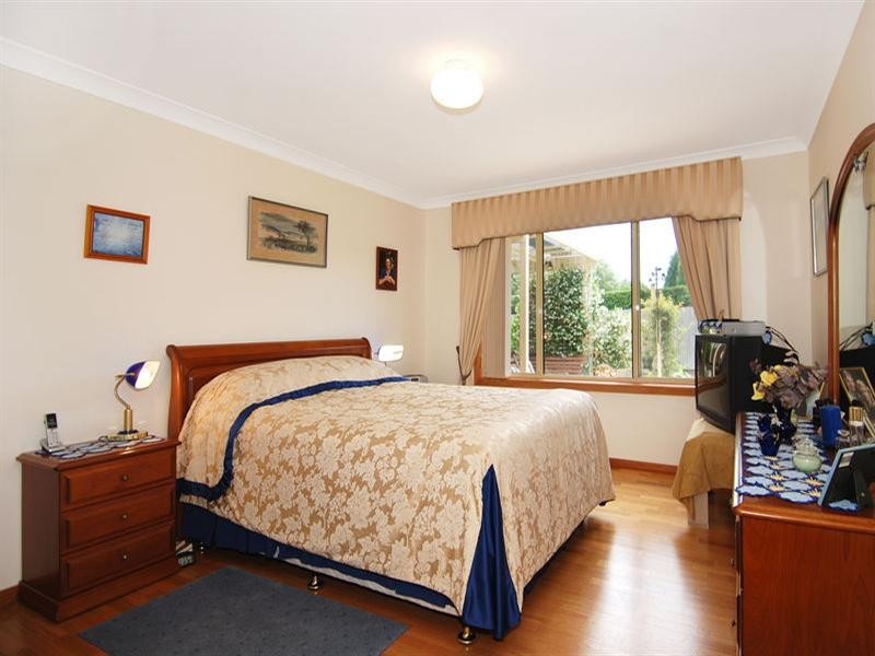 17 Linden Way, East Bowral NSW 2576