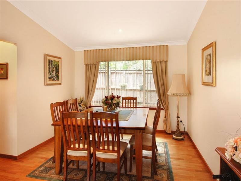 17 Linden Way, East Bowral NSW 2576