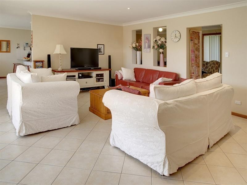 60 Emily Circuit, East Bowral NSW 2576