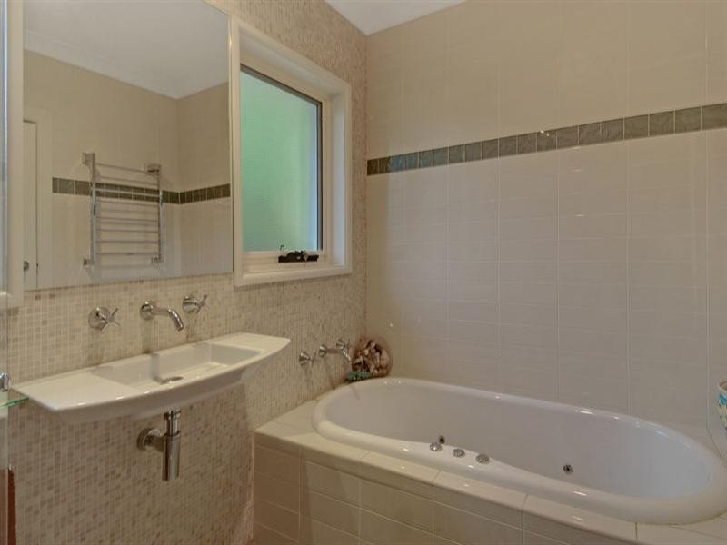 86 Centennial Road, Bowral NSW 2576