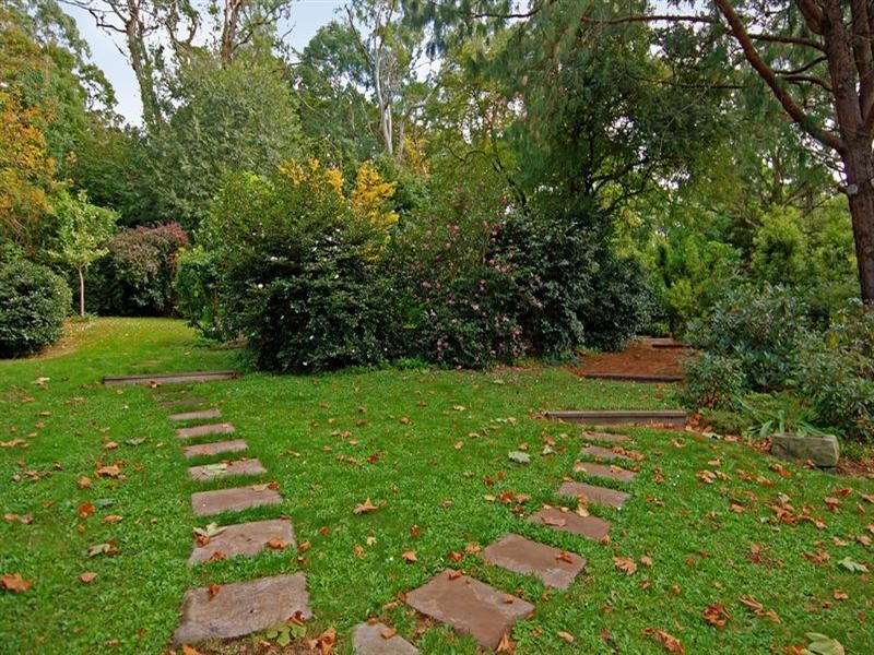 86 Centennial Road, Bowral NSW 2576