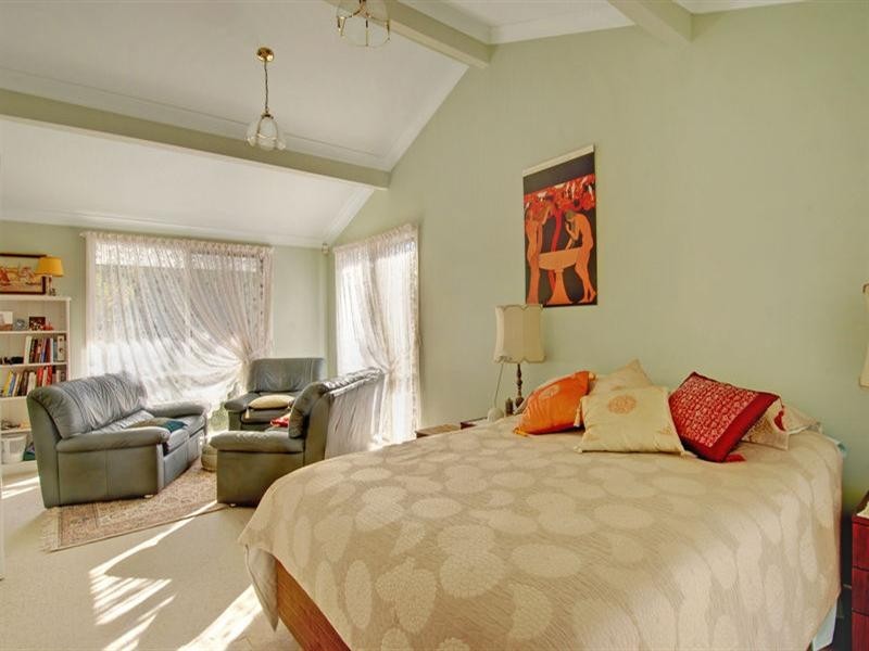 40 Charlotte Street, Burradoo NSW 2576