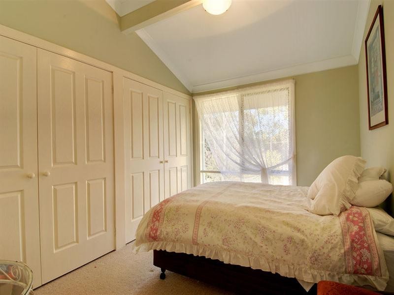 40 Charlotte Street, Burradoo NSW 2576