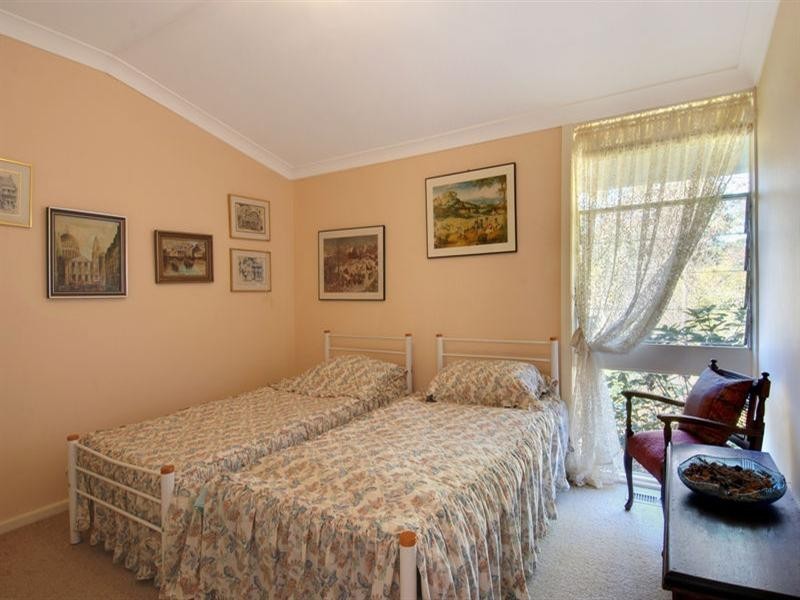 40 Charlotte Street, Burradoo NSW 2576