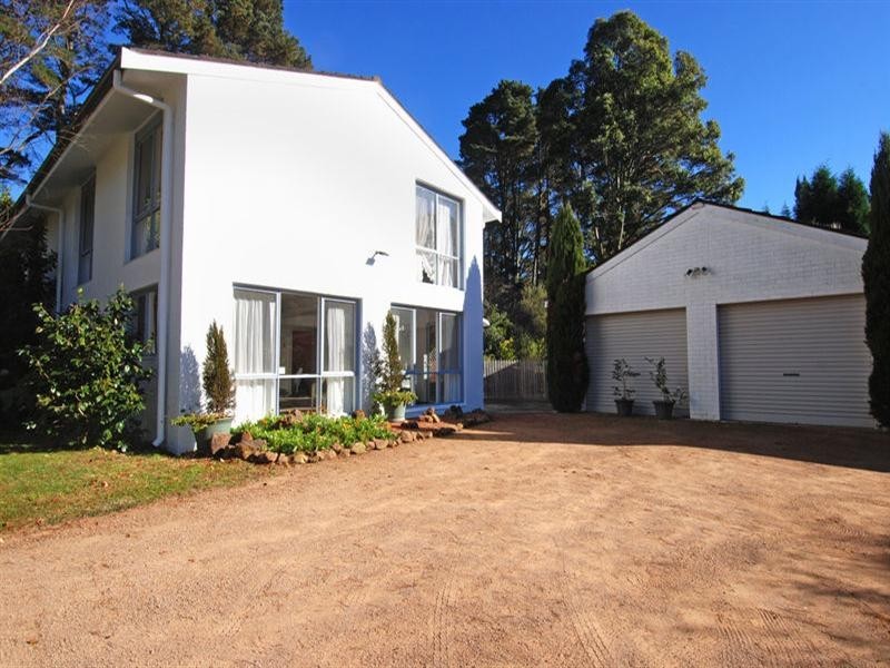 40 Charlotte Street, Burradoo NSW 2576