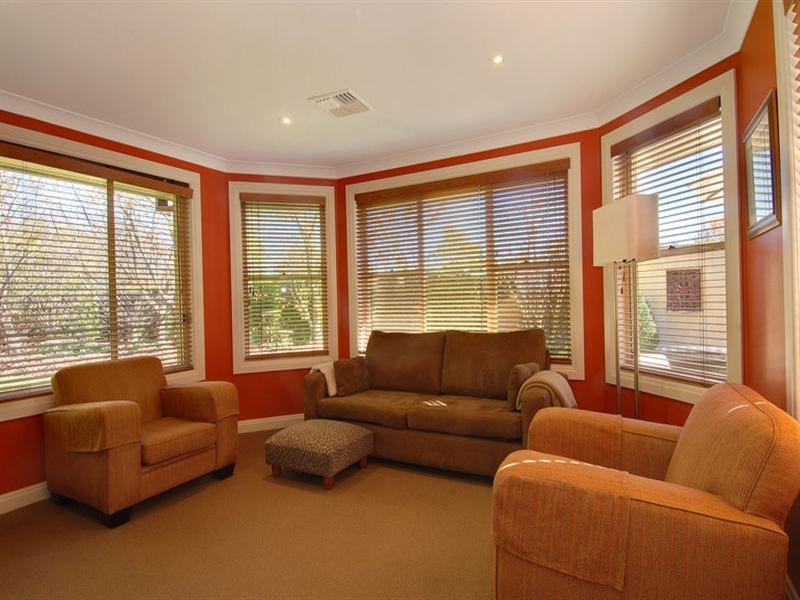 27 Linden Way, Bowral NSW 2576