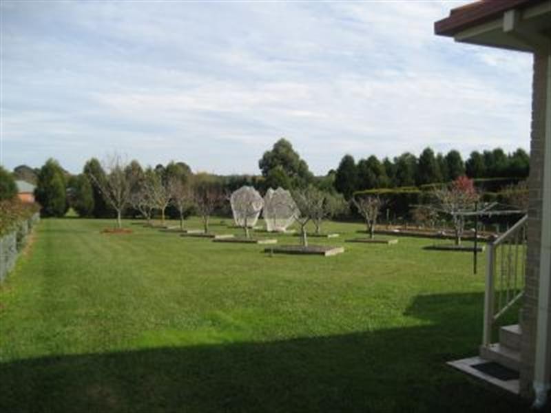 12 Carisbrooke Row, East Bowral NSW 2576