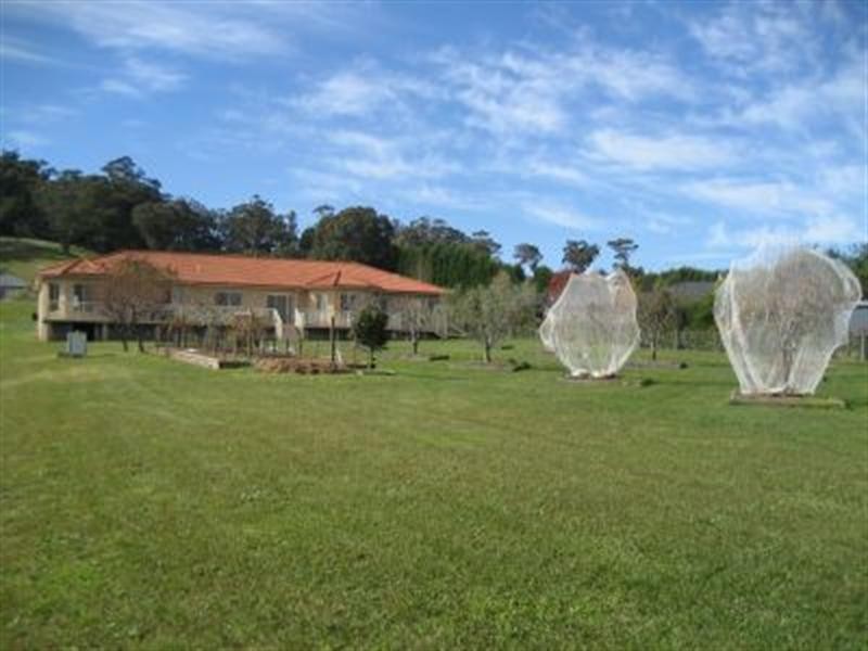 12 Carisbrooke Row, East Bowral NSW 2576