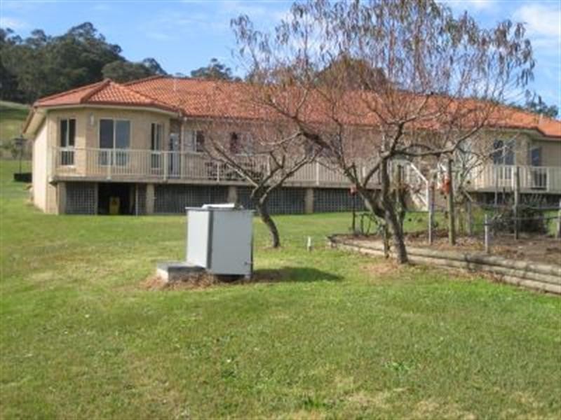 12 Carisbrooke Row, East Bowral NSW 2576