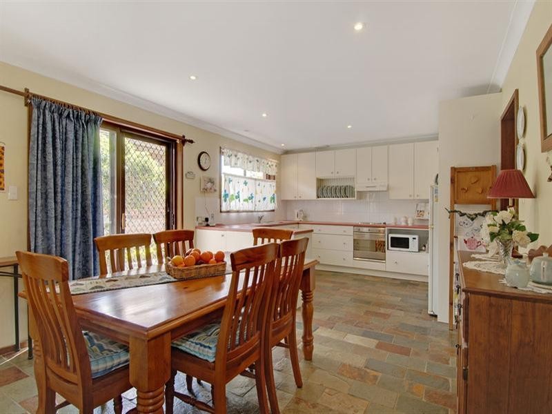 4 Elm Street, Colo Vale NSW 2575