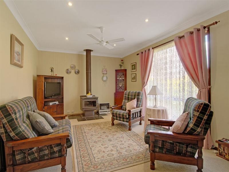 4 Elm Street, Colo Vale NSW 2575