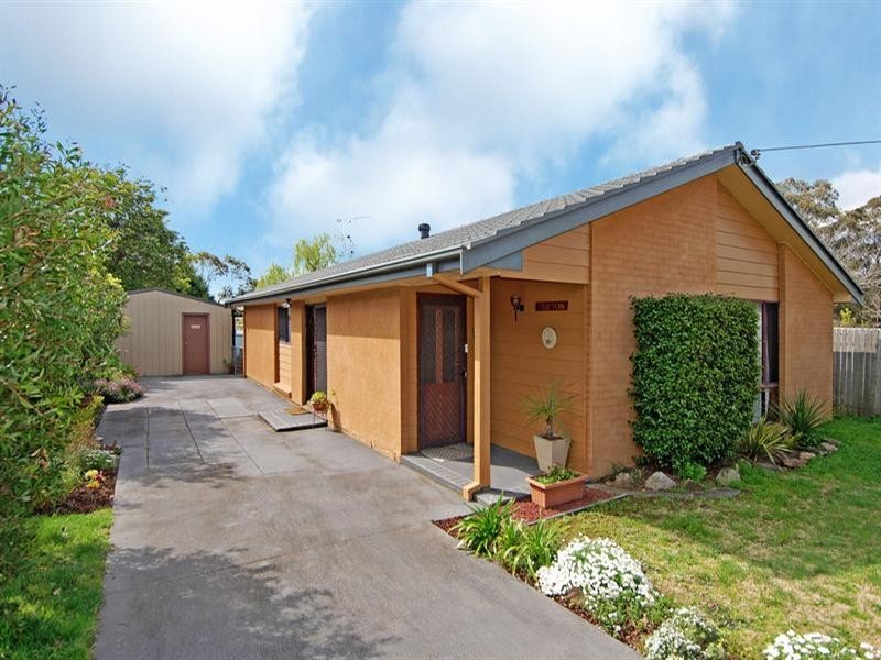 4 Elm Street, Colo Vale NSW 2575