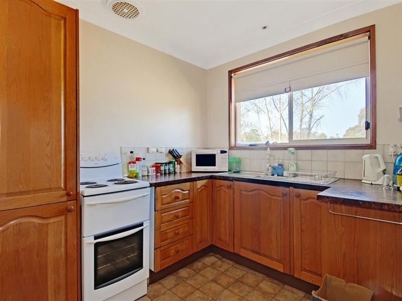 2/9 Arborea Place, Bowral NSW 2576