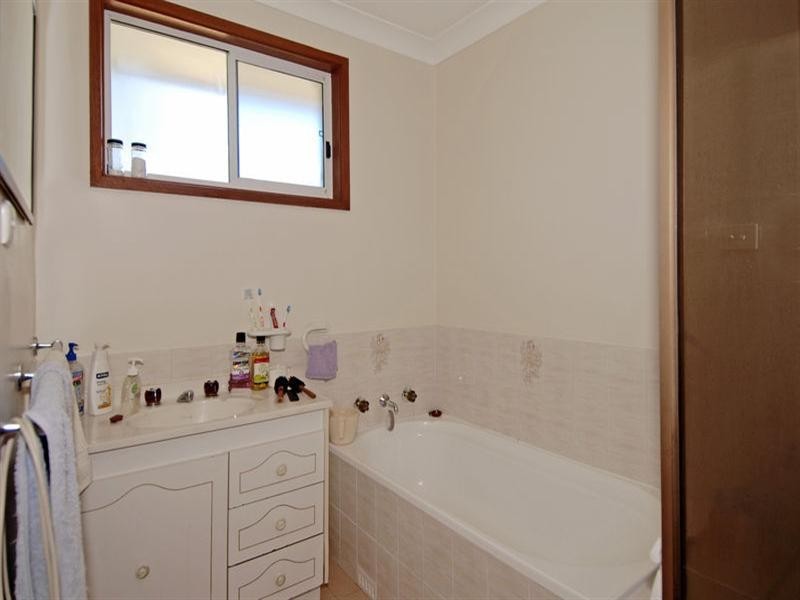 2/9 Arborea Place, Bowral NSW 2576