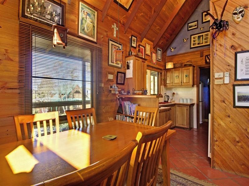 133 Illawarra Highway, Robertson NSW 2577