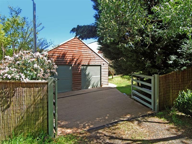 133 Illawarra Highway, Robertson NSW 2577