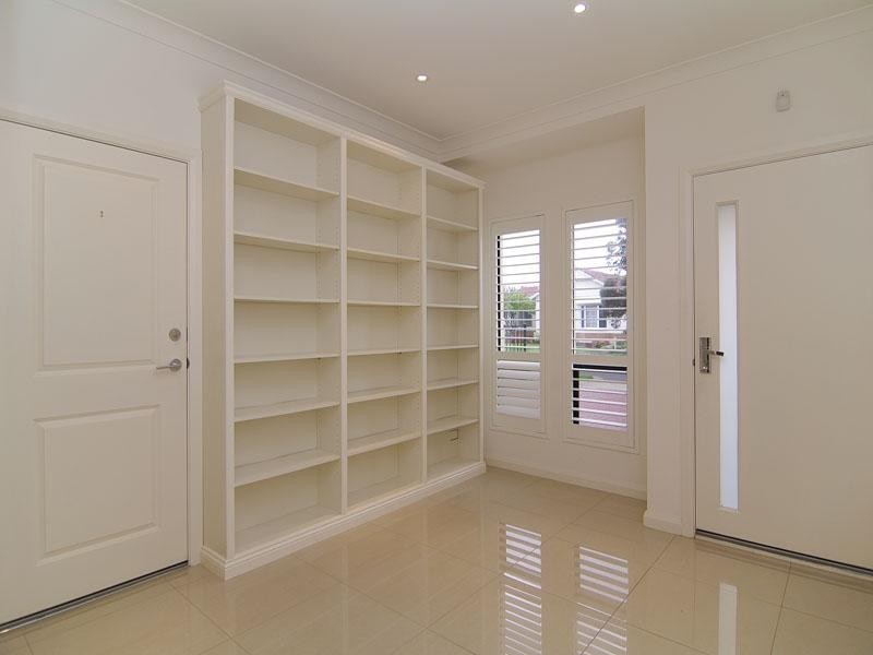 6 Fetlar Avenue, Marion SA 5043