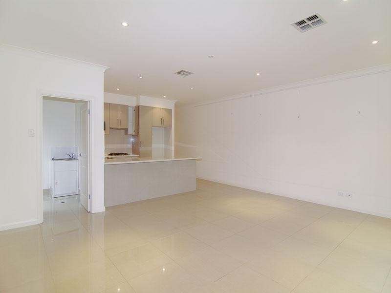 6 Fetlar Avenue, Marion SA 5043