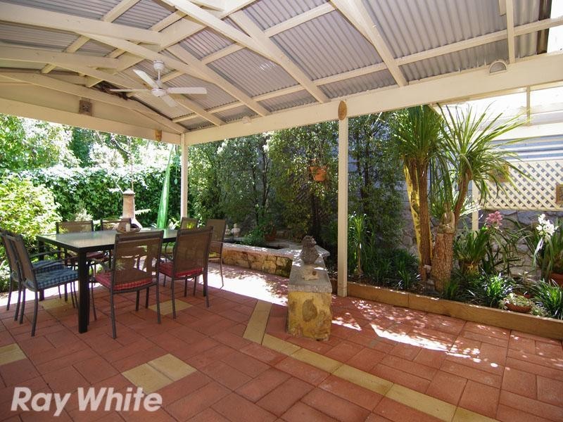 25 Forest Avenue, Hawthorndene SA 5051