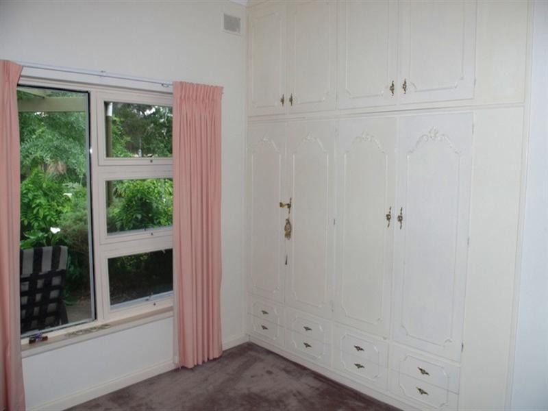 164 Coromandel Parade, Coromandel Valley SA 5051