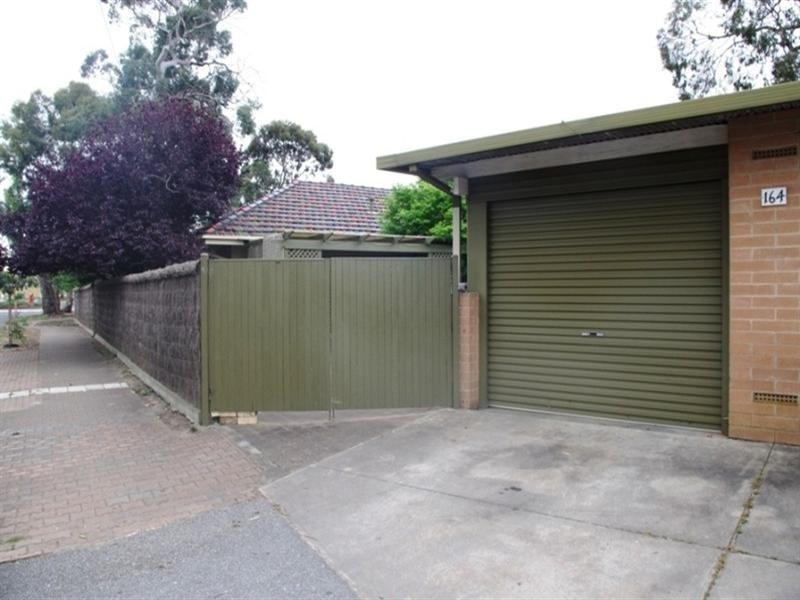 164 Coromandel Parade, Coromandel Valley SA 5051