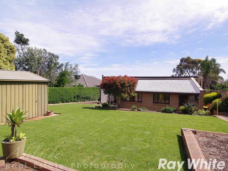 20 Hillcrest Drive, Eden Hills SA 5050