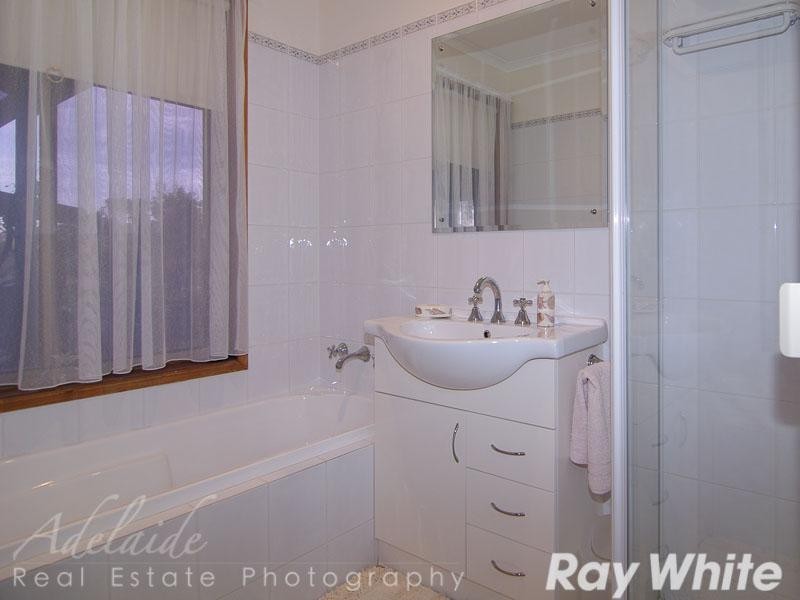 10 Ward Avenue, Eden Hills SA 5050